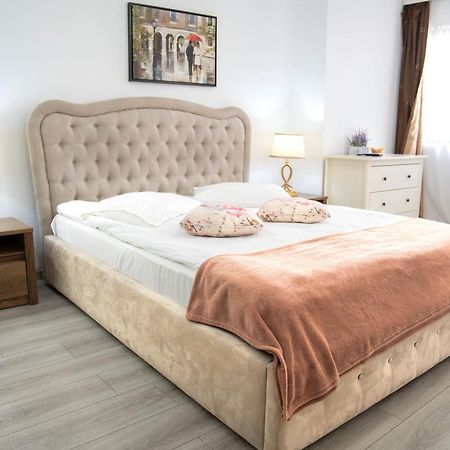 Casa Alis Hotel Oradea Eksteriør billede