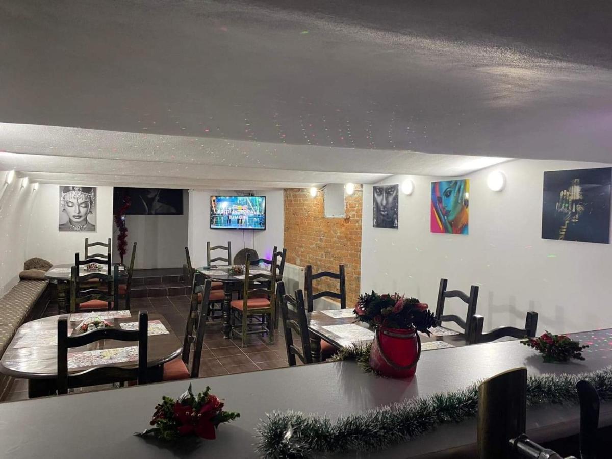 Casa Alis Hotel Oradea Eksteriør billede