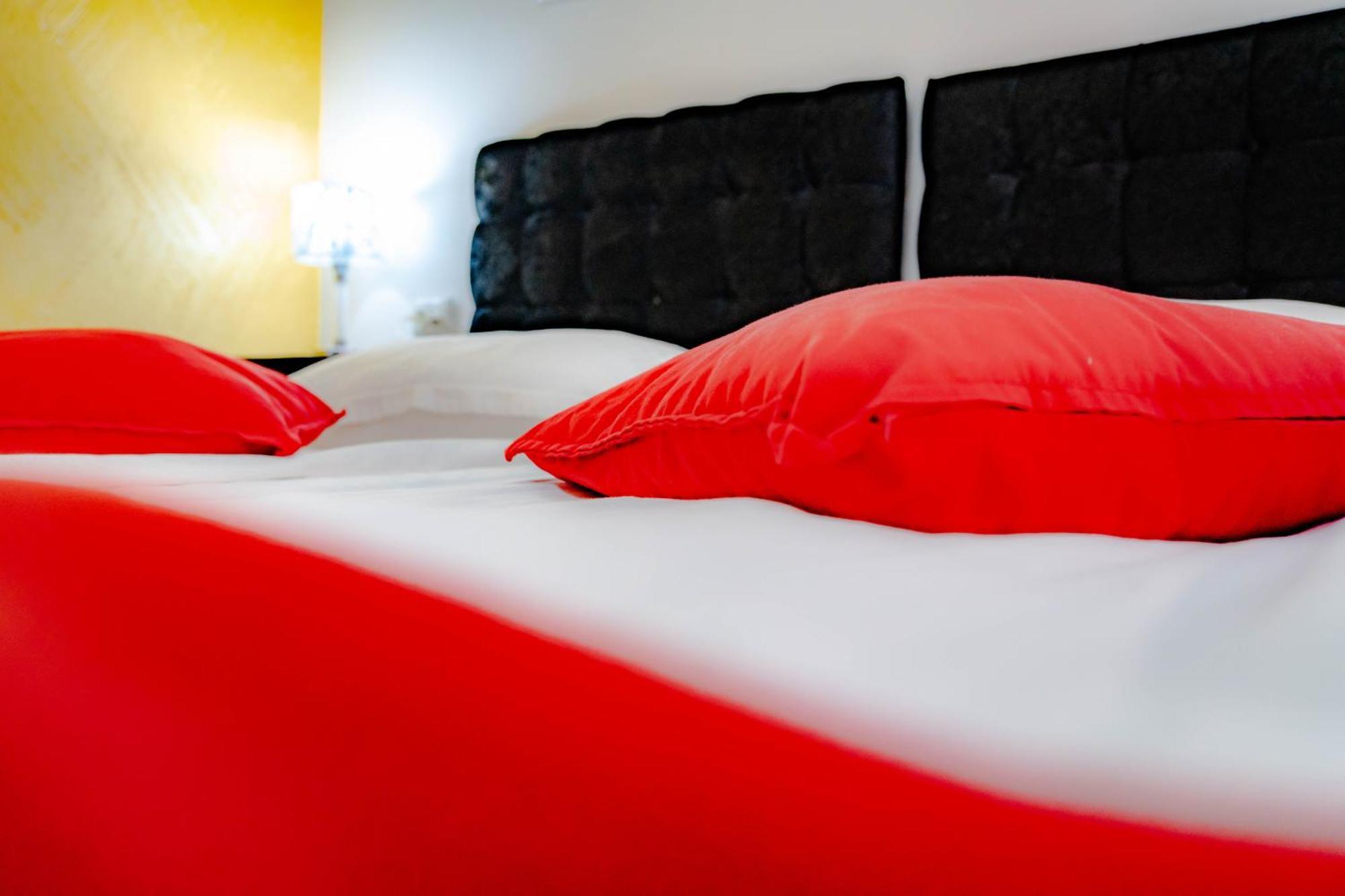 Casa Alis Hotel Oradea Eksteriør billede