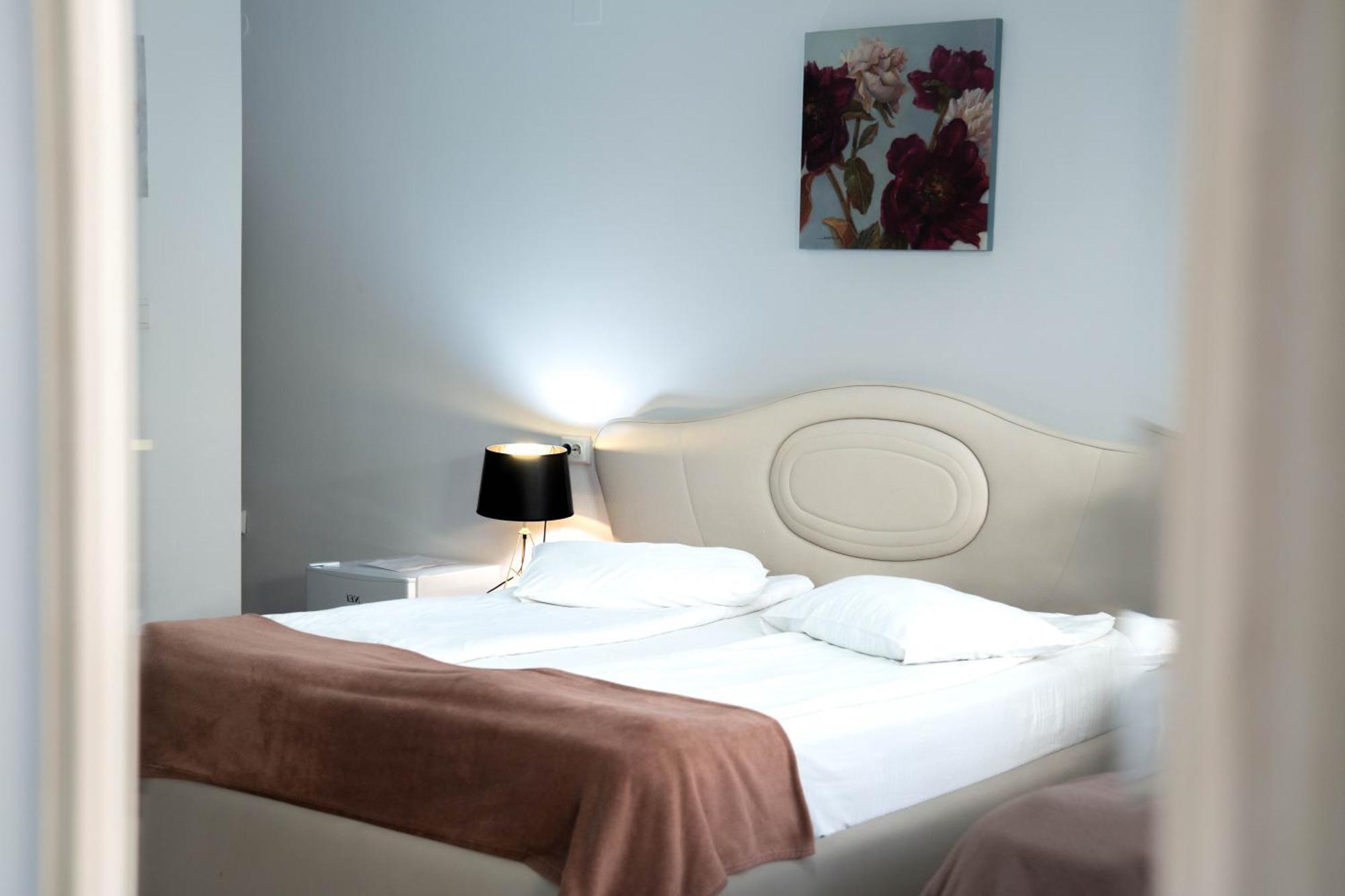 Casa Alis Hotel Oradea Eksteriør billede